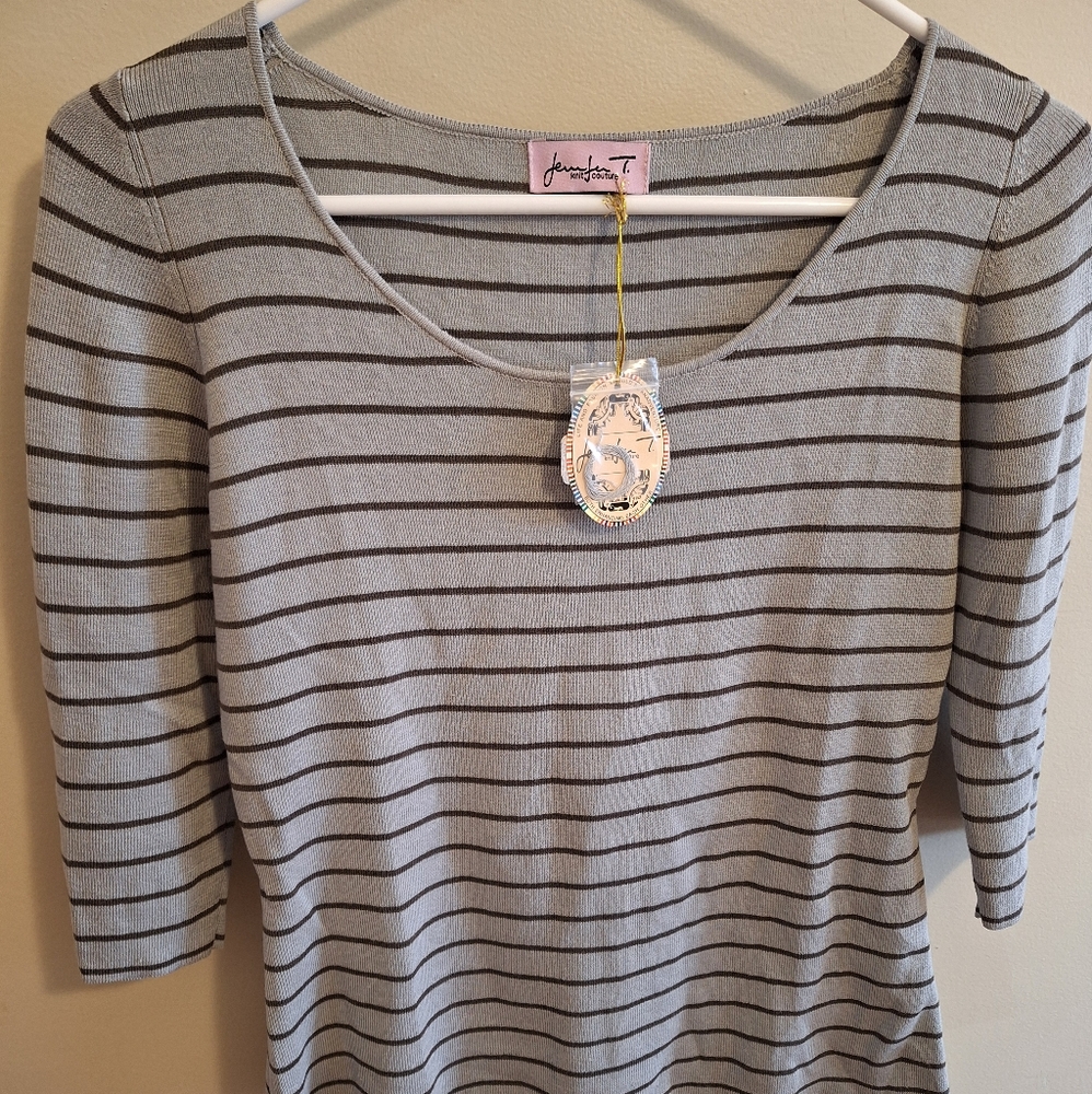 Jennifer T Knit Couture scoop neck striped shirt, new with tags